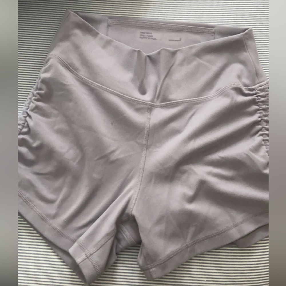 Target, workout spandex shorts, medium, light purple